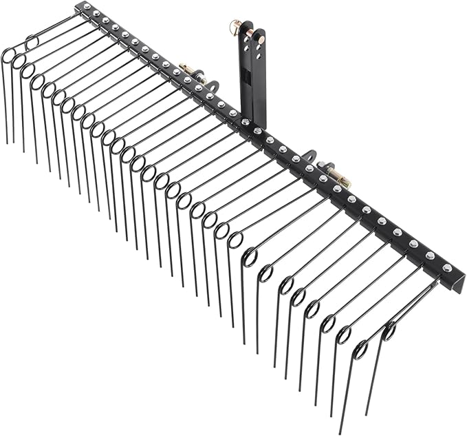 VEVOR Tow Behind Landscape Rake, 72" Tow Dethatcher with 32 Steel Tines, Lawn Dethatcher Rake Attaches to Category 1, 3 Point Hitch for Tractor, for Leaves, Pine Needles, Straw, and Grass