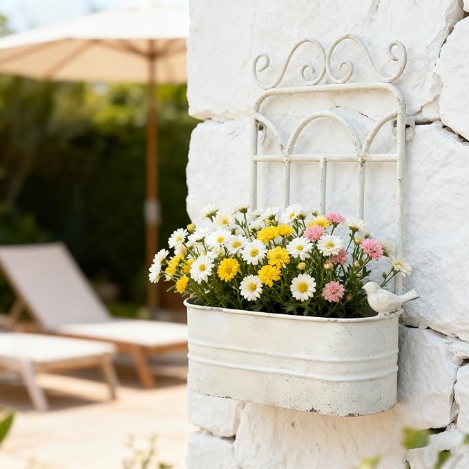 Rustic Metal Wall Planter Vintage Wall Mounted Flower Pot Distressed Wall Hanging Plant Basket Farmhouse Wall Decor for Indoor Outdoor Garden Home Yard (White)