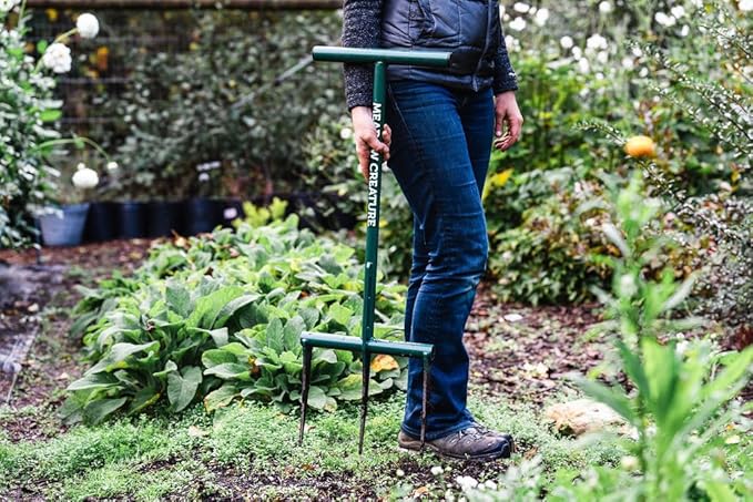 Raised Bed Garden Fork - Green, 9" Tines, 12" Width, 25.5" Height, 8 lbs, Manual Operation, Metal