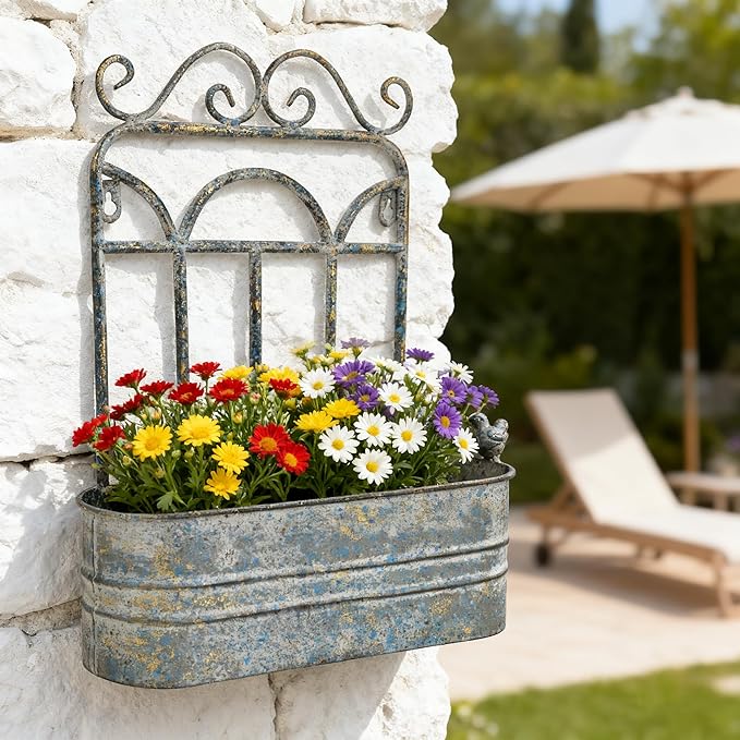 Rustic Metal Wall Planter Vintage Wall Mounted Flower Pot Distressed Wall Hanging Plant Basket Farmhouse Wall Decor for Indoor Outdoor Garden Home Yard (Gray)