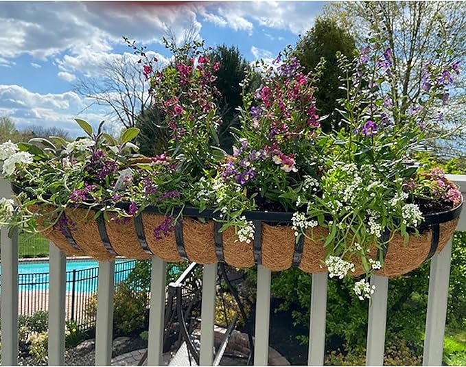 4 Pcs 16“ Railing Planter Window Box Deck Railing Planters Boxes with Coco Liner English Horse Trough Planters Metal Wall-Mounted Planter Basket for Outdoor Balcony Porch Fence Patio Rail