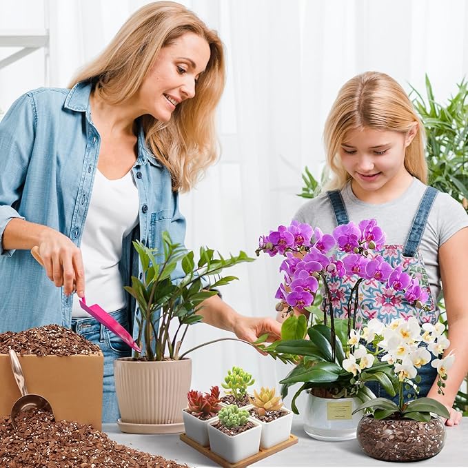 3QT Orchid Bark Potting Mix, Natural Orchid Potting Mix for Repotting, Blended with Small Pine Bark and Perlite to Provide Ideal Ventilation and Good Drainage for Orchids and Other Potted Plants