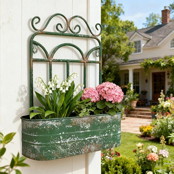 Rustic Metal Wall Planter Country Garden Wall Hanging Mount Vase Pocket Outdoor Vintage Hanging Pot Farmhouse Wall Decor for Plants Flowers (Green)