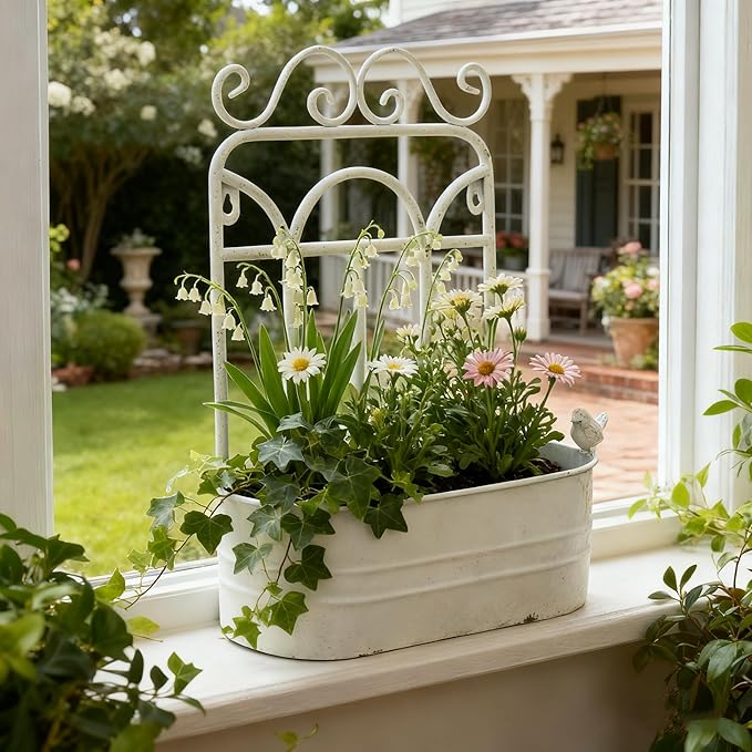 Rustic Metal Wall Planter Country Garden Wall Hanging Mount Vase Pocket Outdoor Vintage Hanging Pot Farmhouse Wall Decor for Plants Flowers (White)