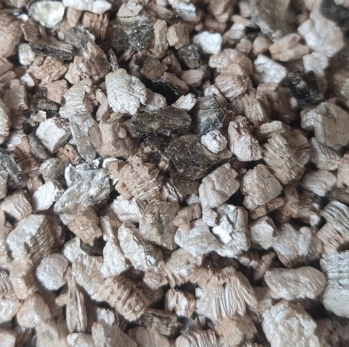 15QT Organic Vermiculite Granules for Plants and Gardening