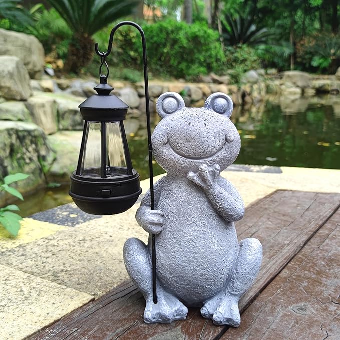 Frog Solar Garden Statues,Resin Frog Figurine Decorations with Solar Lights Lantern, Outdoor Garden Decor Art for Lawn,Yard, Unique Housewarming Gift for Women Mom Grandma